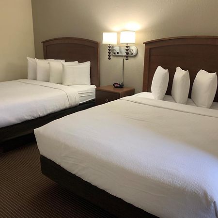 Americinn By Wyndham Ironwood Bagian luar foto