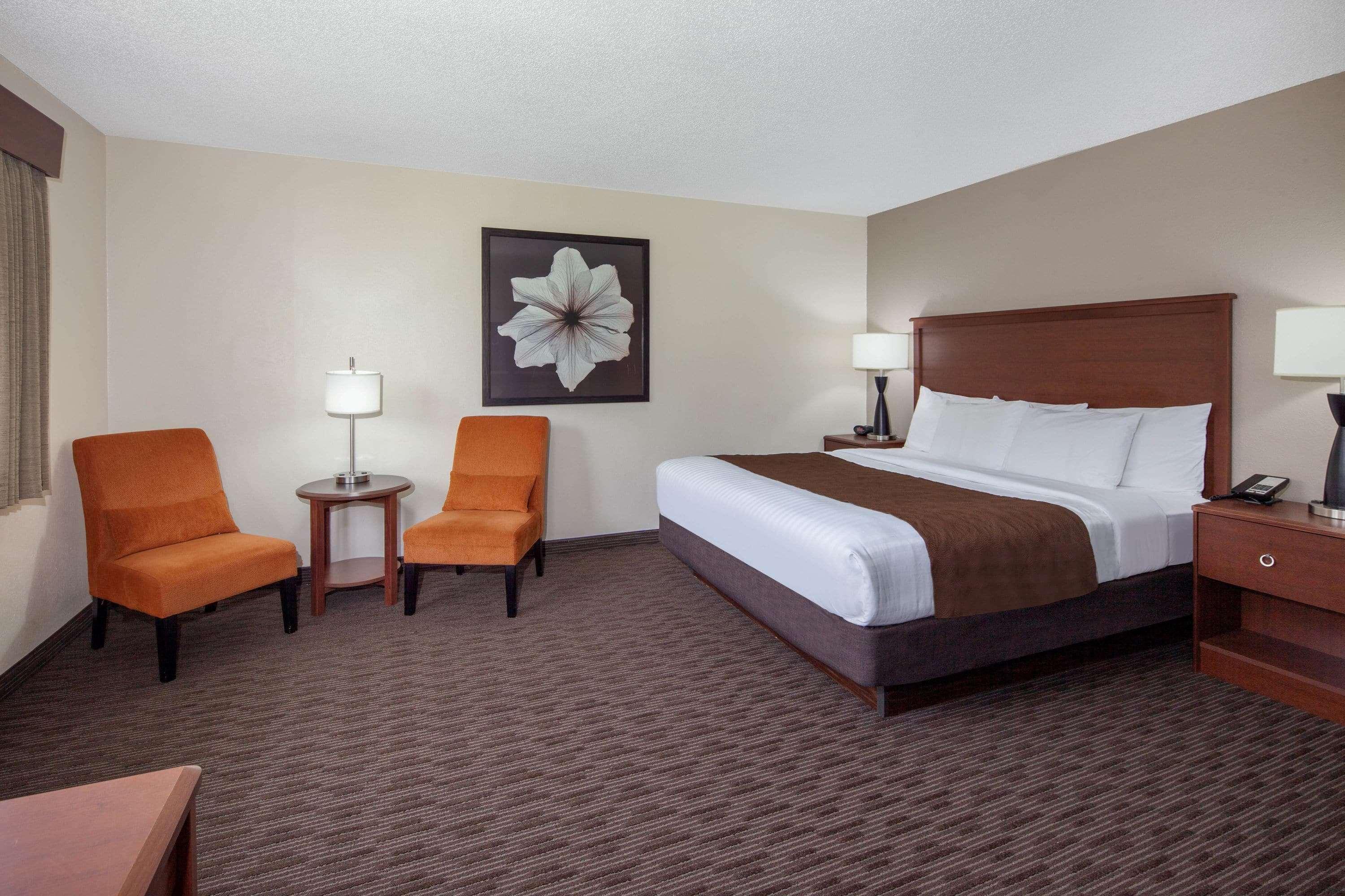 Americinn By Wyndham Ironwood Bagian luar foto