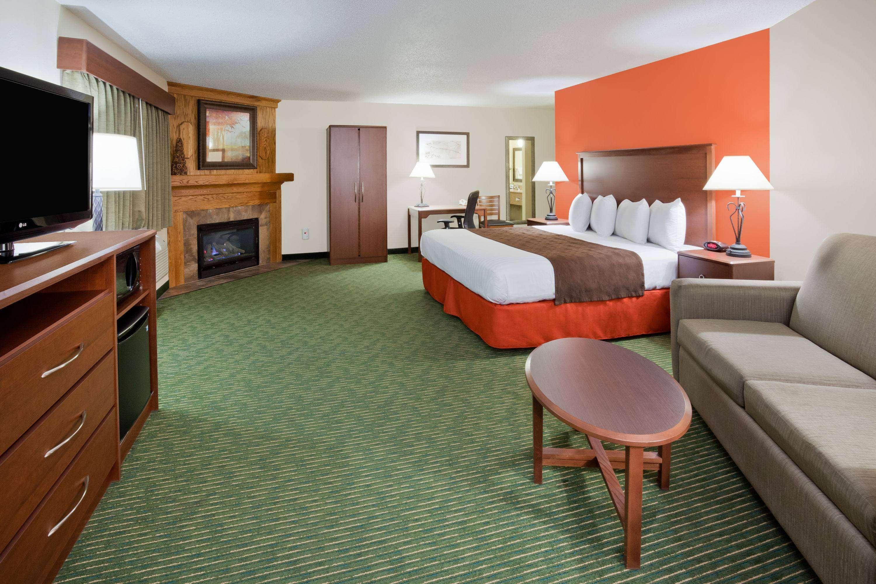 Americinn By Wyndham Ironwood Bagian luar foto