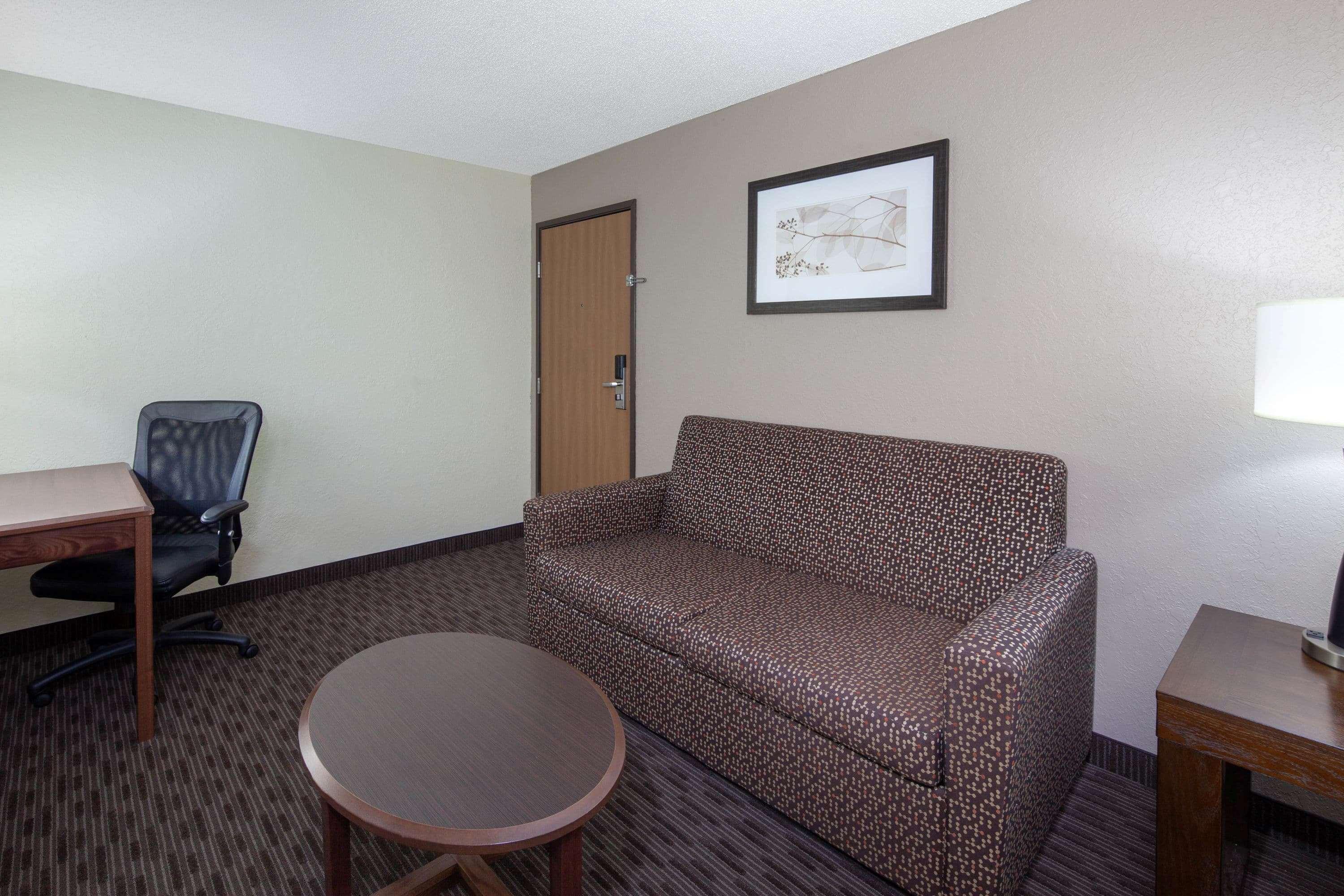 Americinn By Wyndham Ironwood Bagian luar foto