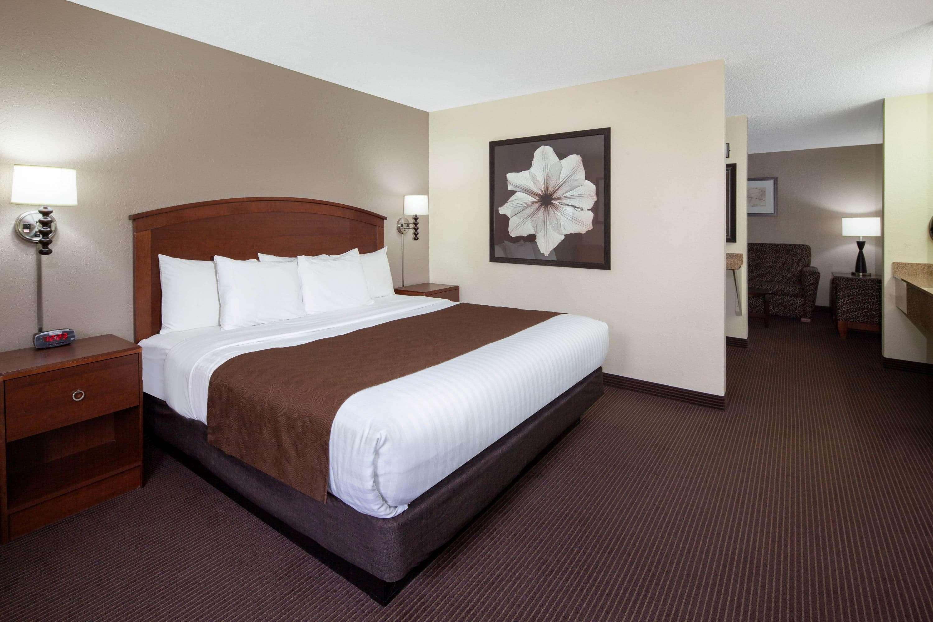 Americinn By Wyndham Ironwood Bagian luar foto