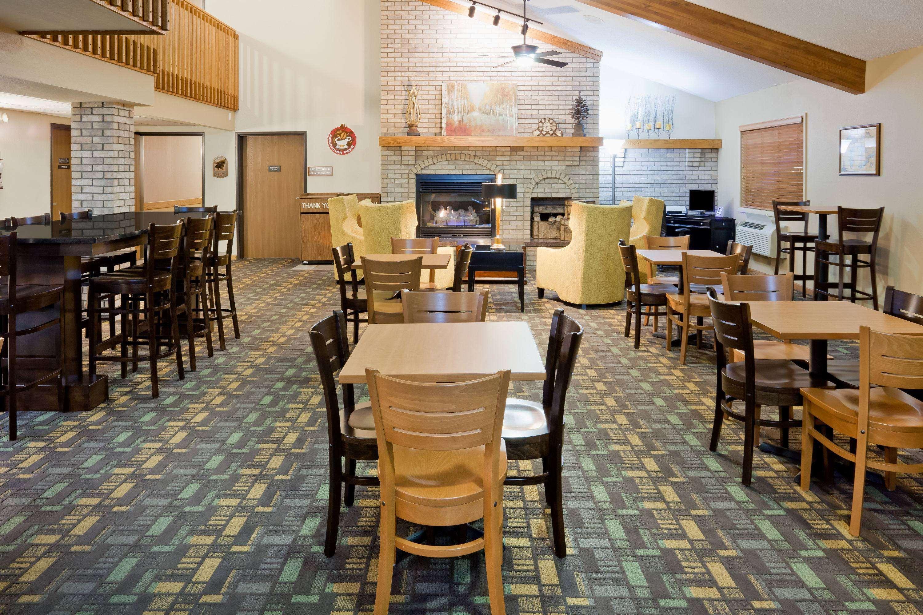 Americinn By Wyndham Ironwood Bagian luar foto