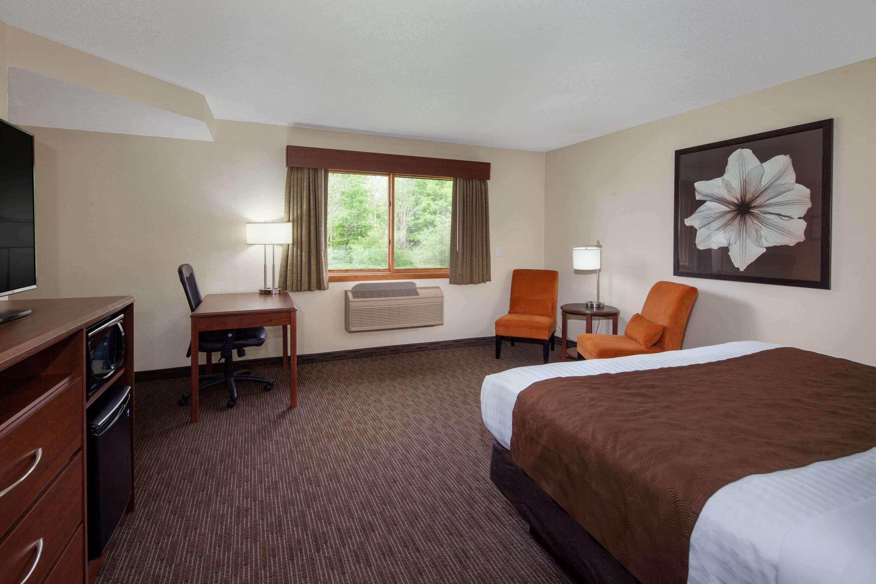 Americinn By Wyndham Ironwood Bagian luar foto